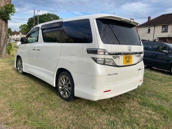 Toyota Vellfire Golden Eye II