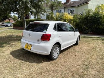 Volkswagen Polo ???? VOLKSWAGEN POLO 2013 ???? ???? BLUEMOTION TECHNOLOGY COMFOR