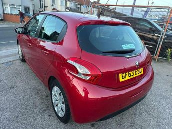 Peugeot 208 1.4 HDi Access+ Euro 5 5dr