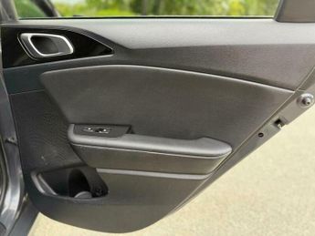 Kia Ceed 1.4 T-GDi First Edition Sportswagon DCT Euro 6 (s/s) 5dr