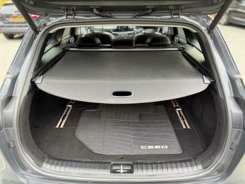 Kia Ceed 1.4 T-GDi First Edition Sportswagon DCT Euro 6 (s/s) 5dr