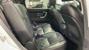 Land Rover Discovery Sport TD4 HSE BLACK
