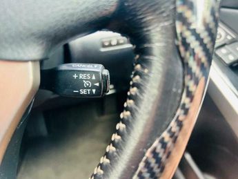 Lexus IS 2.5 300h Sport E-CVT Euro 6 (s/s) 4dr