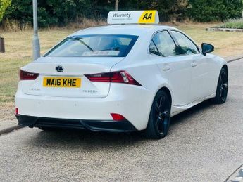 Lexus IS 2.5 300h Sport E-CVT Euro 6 (s/s) 4dr