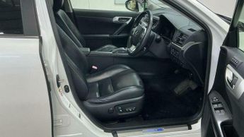 Lexus CT 1.8 200h SE-L CVT Euro 5 (s/s) 5dr