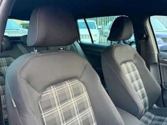 Volkswagen Golf 2.0 TDI GTD Estate 5dr Diesel DSG Euro 6 (s/s) (184 ps)