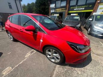 Vauxhall Astra 1.6 CDTi BlueInjection SRi Nav Auto Euro 6 5dr