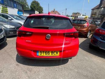 Vauxhall Astra 1.6 CDTi BlueInjection SRi Nav Auto Euro 6 5dr