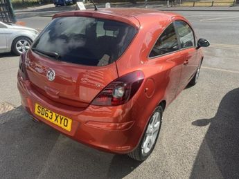 Vauxhall Corsa SXI AC