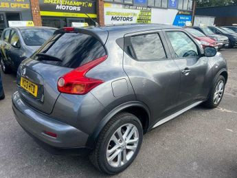 Nissan Juke 1.6 Acenta Premium Euro 5 (s/s) 5dr