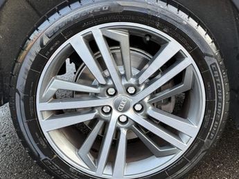 Audi Q5 2.0 TFSI S line SUV 5dr Petrol S Tronic quattro Euro 6 (s/s) (25