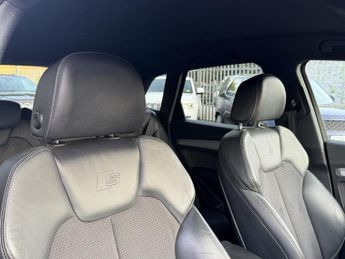 Audi Q5 2.0 TFSI S line SUV 5dr Petrol S Tronic quattro Euro 6 (s/s) (25