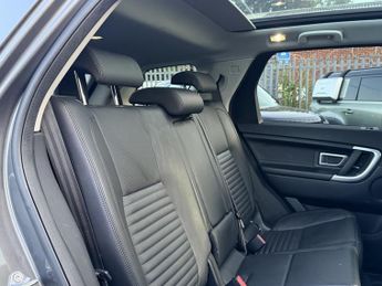 Land Rover Discovery Sport 2.0 Si4 HSE Luxury SUV 5dr Petrol Auto 4WD Euro 6 (s/s) (240 ps)
