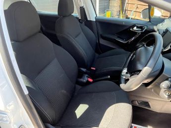 Peugeot 208 ACTIVE
