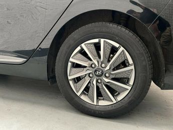 Hyundai Ioniq PREMIUM