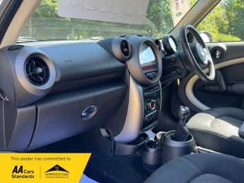 MINI Countryman ONE