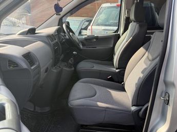 Peugeot Expert TEPEE COMFORT L1 HDI 90 6STR