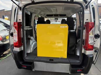 Peugeot Expert TEPEE COMFORT L1 HDI 90 6STR