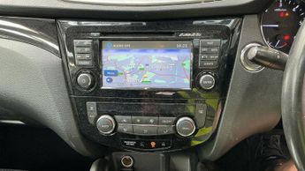 Nissan Qashqai 1.6 dCi N-Connecta SUV 5dr Diesel XTRON 2WD Euro 6 (s/s) (130 ps