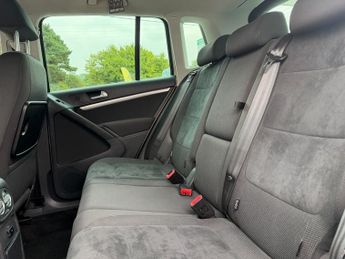 Volkswagen Tiguan SPORT TDI BLUEMOTION TECHNOLOGY 4MOTION