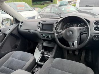 Volkswagen Tiguan SPORT TDI BLUEMOTION TECHNOLOGY 4MOTION