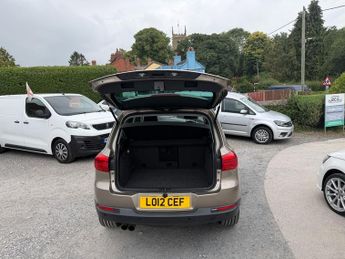 Volkswagen Tiguan SPORT TDI BLUEMOTION TECHNOLOGY 4MOTION