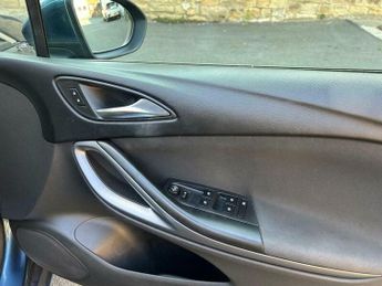 Vauxhall Astra 1.6 CDTi Tech Line Sports Tourer Euro 6 5dr