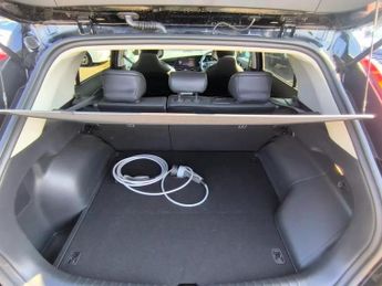 Kia Niro 1.6 Petrol Plug-in Hybrid 2023(73) T-GDi 11.1 kWh Euro 6