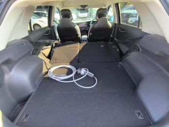 Kia Niro 1.6 Petrol Plug-in Hybrid 2023(73) T-GDi 11.1 kWh Euro 6