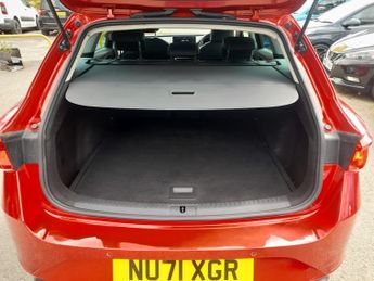 SEAT Leon 1.5 ETSI EVO XCELLENCE DSG auto,1 OWNER, TOP MODEL, RED, ESTATE,