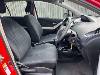 Toyota Yaris 1.3 VVT-i TR 5dr