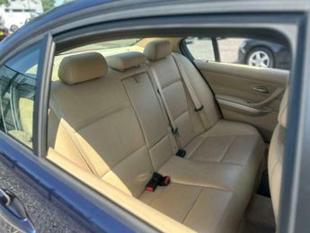 BMW 3 SERIES 2.0 320i SE Business Edition Steptronic Euro 5 4dr