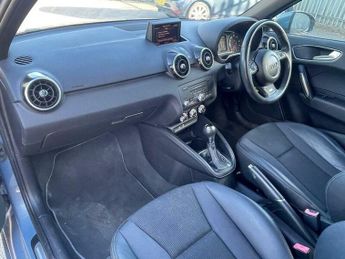 Audi A1 1.4 TFSI S line S Tronic Euro 5 (s/s) 3dr
