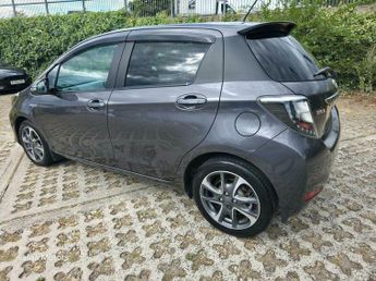 Toyota Yaris 1.5 VVT-h Trend CVT Euro 5 5dr