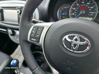 Toyota Yaris 1.5 VVT-h Trend CVT Euro 5 5dr