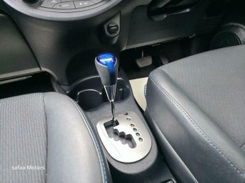 Toyota Yaris 1.5 VVT-h Trend CVT Euro 5 5dr