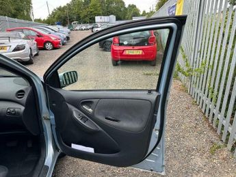 Toyota Yaris 1.3 VVT-i T Spirit 5dr