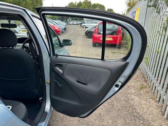 Toyota Yaris 1.3 VVT-i T Spirit 5dr