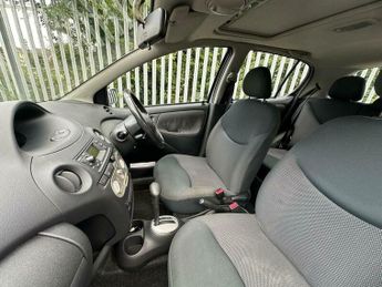 Toyota Yaris 1.3 VVT-i T Spirit 5dr