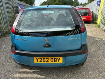 Vauxhall Corsa 1.2i 16v Club Hatchback 3dr Petrol Easytronic (146 g/km, 74 bhp)