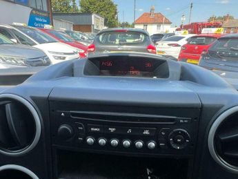 Citroen Berlingo 1.6 HDi 750 LX Temperature Controlled 6dr Diesel Manual L2 (Euro