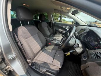 Vauxhall Insignia SRI NAV