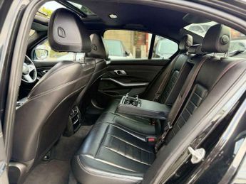 BMW 3 SERIES 2.0 320i M Sport Auto xDrive Euro 6 (s/s) 4dr