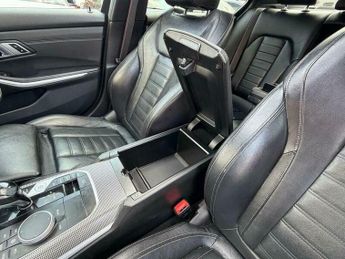 BMW 3 SERIES 2.0 320i M Sport Auto xDrive Euro 6 (s/s) 4dr