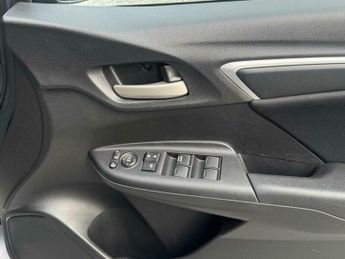 Honda Jazz 1.3 i-VTEC SE CVT Euro 6 (s/s) 5dr