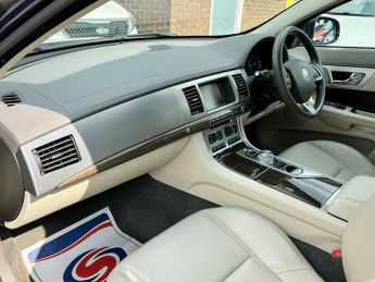 Jaguar XF 3.0d V6 Premium Luxury Auto Euro 5 4dr
