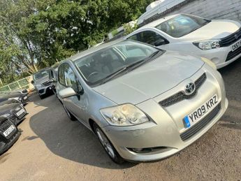 Toyota Auris 1.33 VVT-i TR (s/s) 5dr