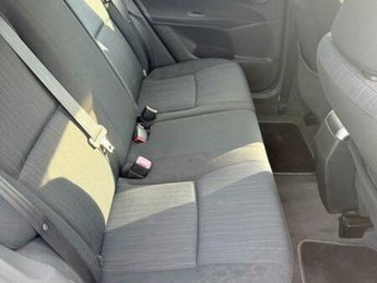 Toyota Auris 1.33 VVT-i TR (s/s) 5dr