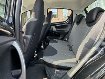 Toyota AYGO 1.0 VVT-i Move MultiMode Euro 5 5dr