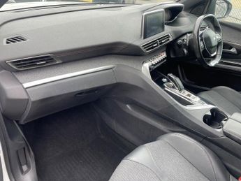 Peugeot 5008 1.5 BLUEHDI S/S GT LINE PREMIUM